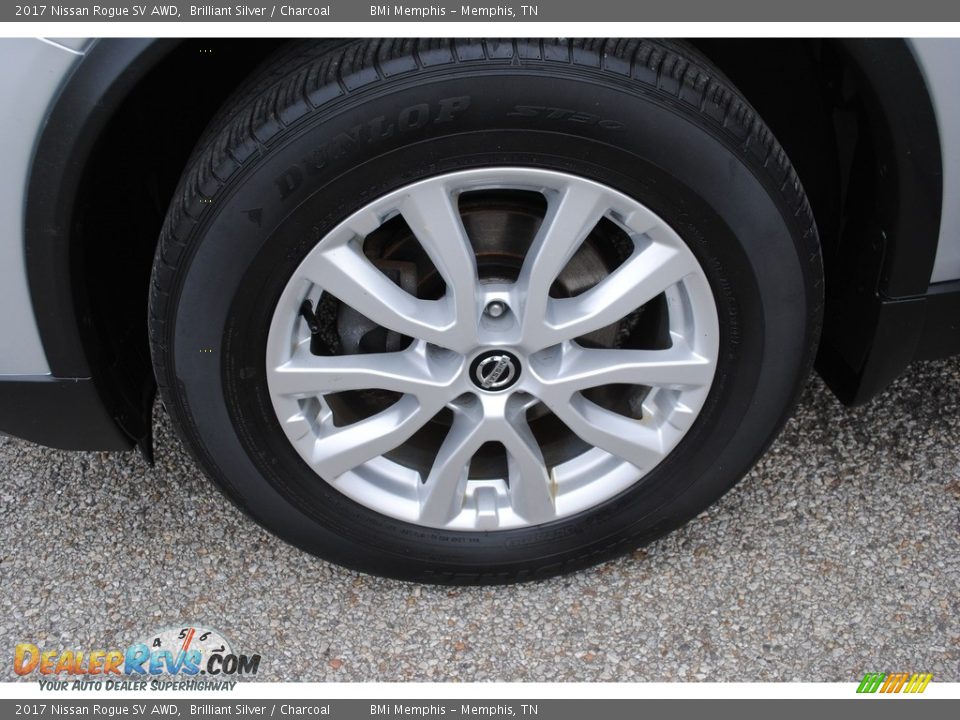 2017 Nissan Rogue SV AWD Brilliant Silver / Charcoal Photo #34