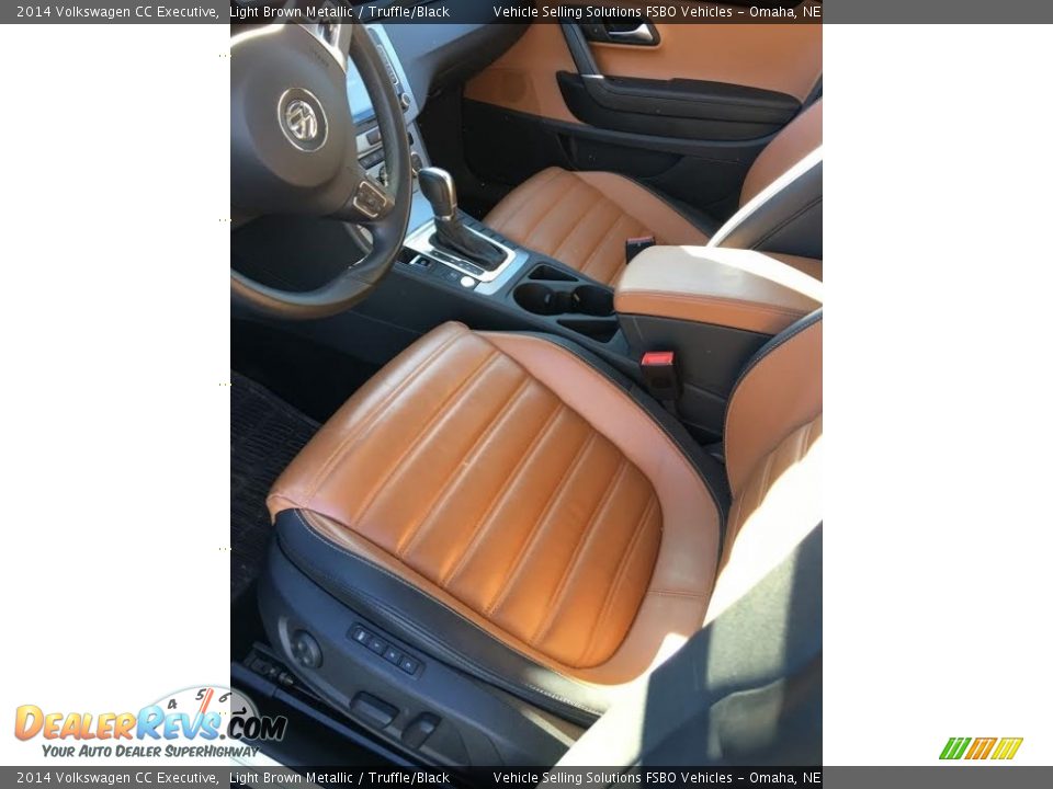 2014 Volkswagen CC Executive Light Brown Metallic / Truffle/Black Photo #10