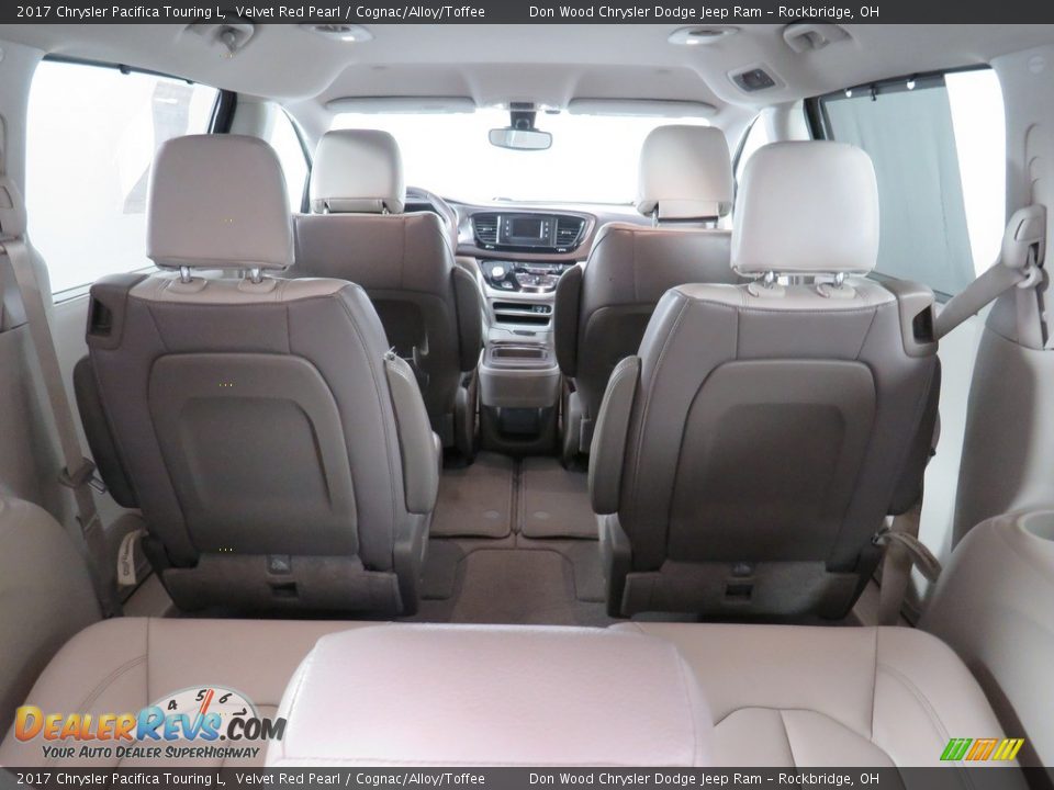 2017 Chrysler Pacifica Touring L Velvet Red Pearl / Cognac/Alloy/Toffee Photo #16