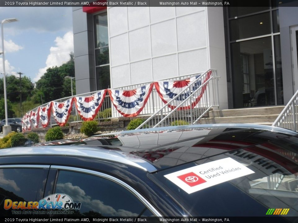 2019 Toyota Highlander Limited Platinum AWD Midnight Black Metallic / Black Photo #11
