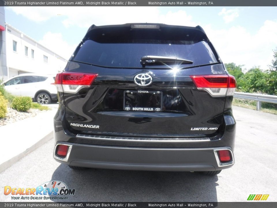 2019 Toyota Highlander Limited Platinum AWD Midnight Black Metallic / Black Photo #16