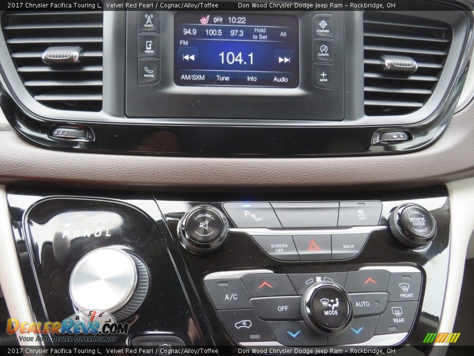 2017 Chrysler Pacifica Touring L Velvet Red Pearl / Cognac/Alloy/Toffee Photo #29