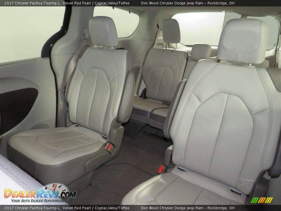 2017 Chrysler Pacifica Touring L Velvet Red Pearl / Cognac/Alloy/Toffee Photo #34