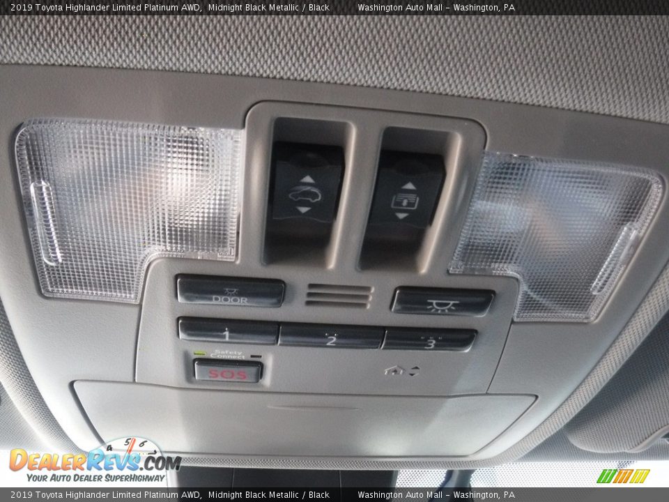 2019 Toyota Highlander Limited Platinum AWD Midnight Black Metallic / Black Photo #27