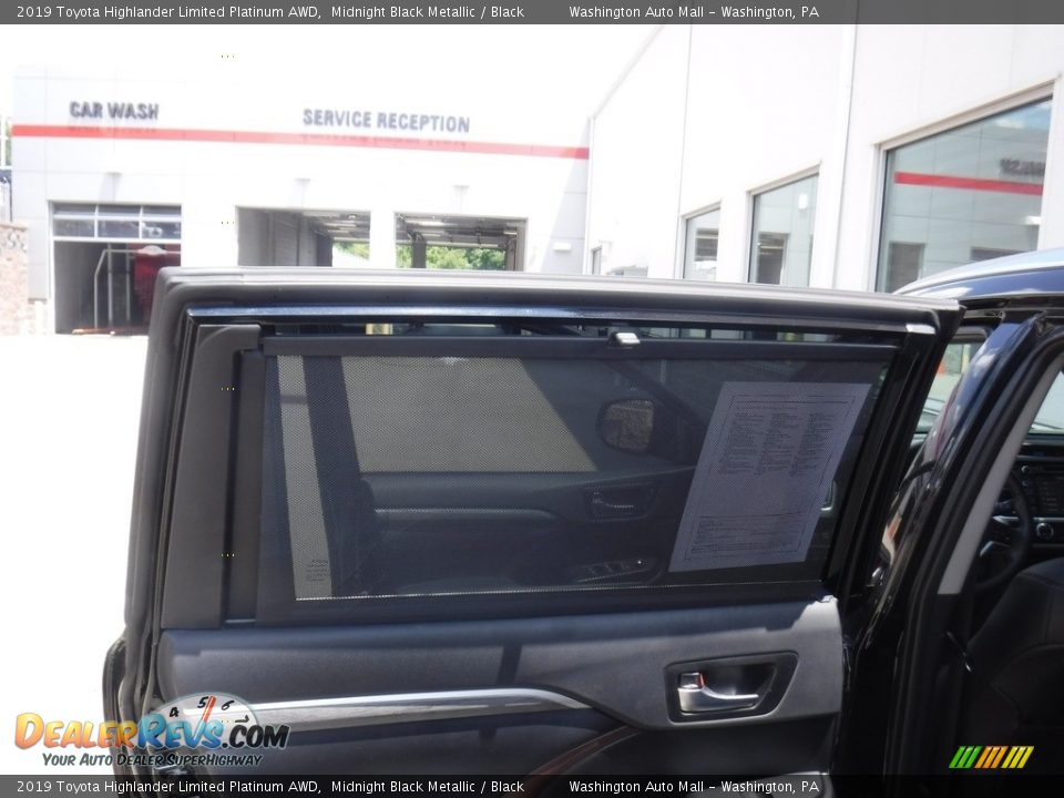 2019 Toyota Highlander Limited Platinum AWD Midnight Black Metallic / Black Photo #29
