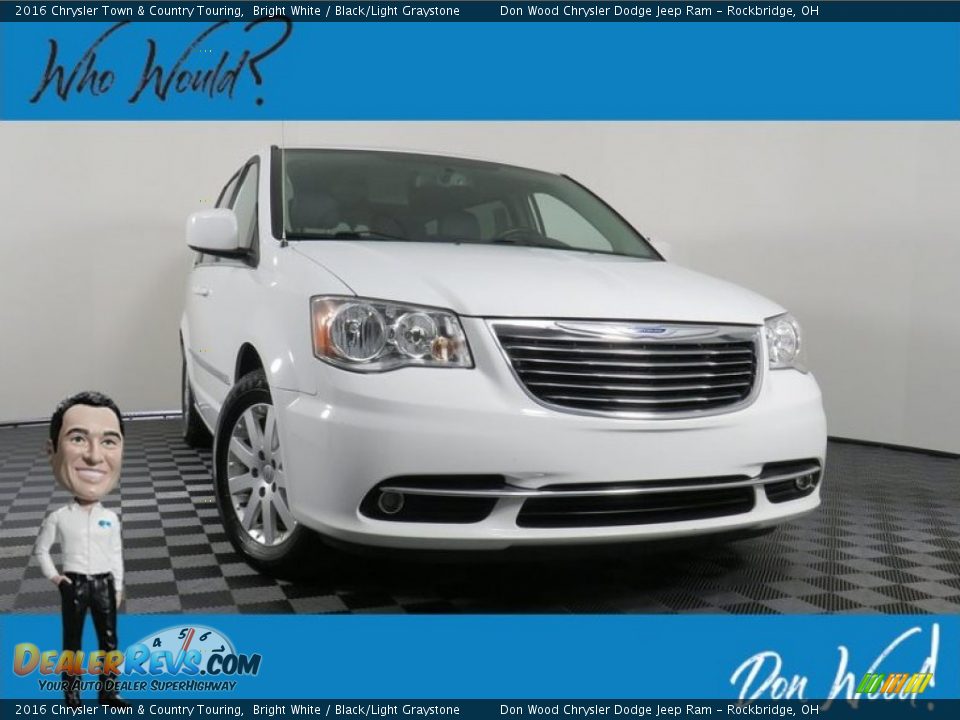 2016 Chrysler Town & Country Touring Bright White / Black/Light Graystone Photo #1
