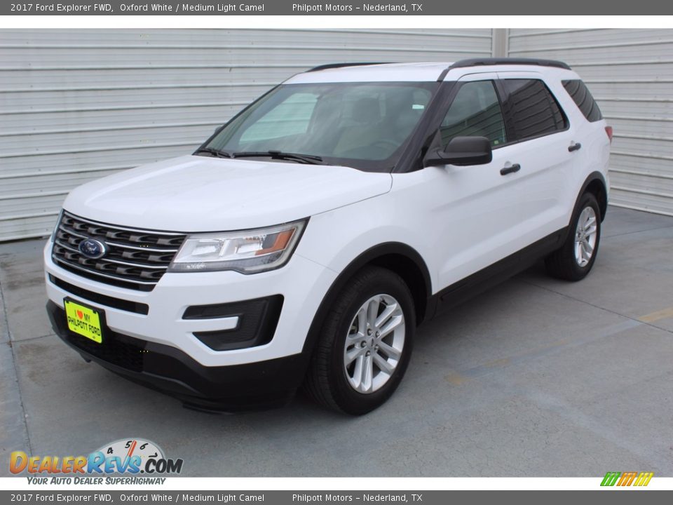 2017 Ford Explorer FWD Oxford White / Medium Light Camel Photo #4