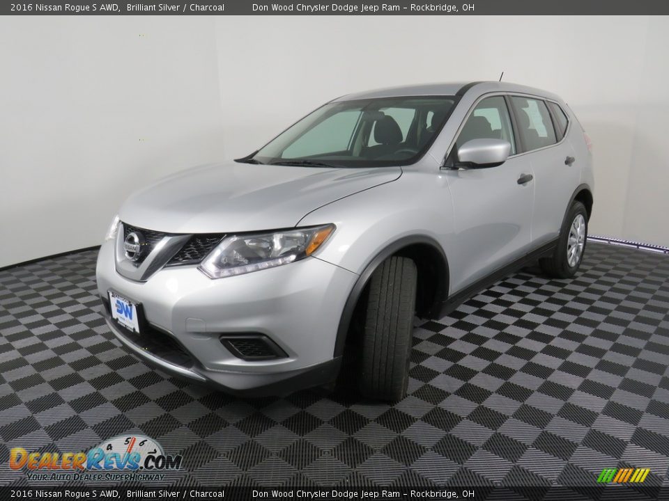 2016 Nissan Rogue S AWD Brilliant Silver / Charcoal Photo #8