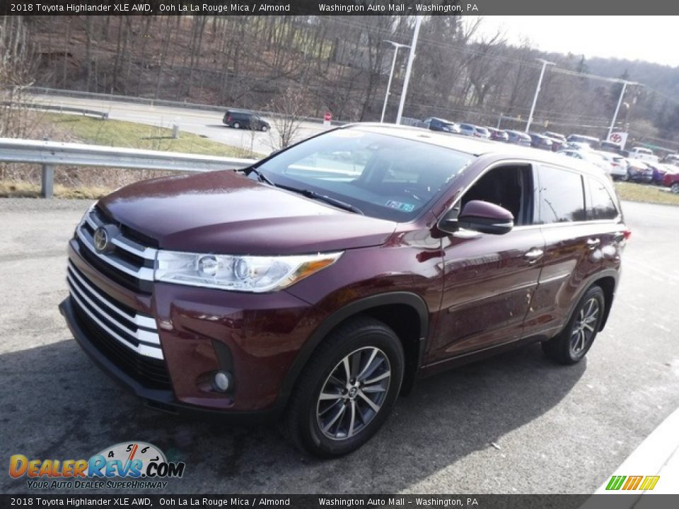 2018 Toyota Highlander XLE AWD Ooh La La Rouge Mica / Almond Photo #6