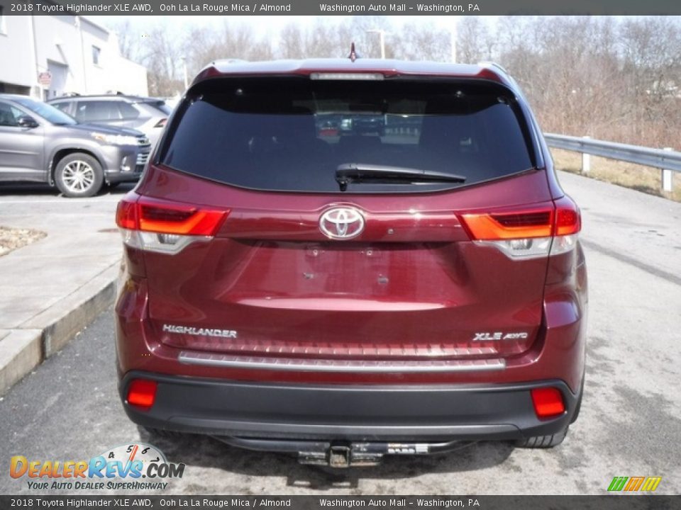 2018 Toyota Highlander XLE AWD Ooh La La Rouge Mica / Almond Photo #9