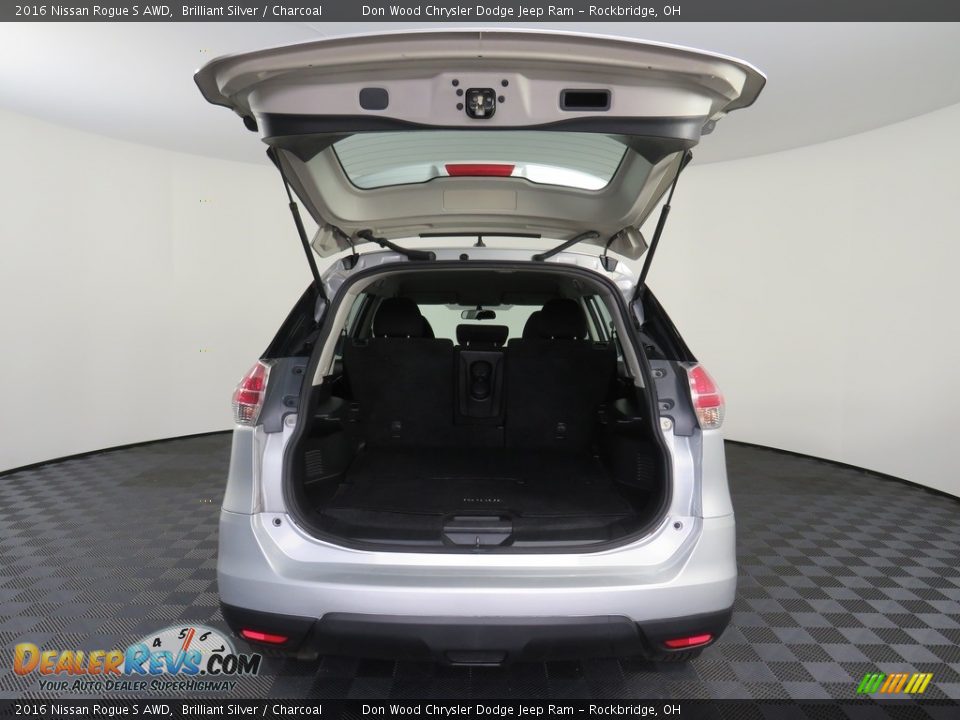 2016 Nissan Rogue S AWD Brilliant Silver / Charcoal Photo #13