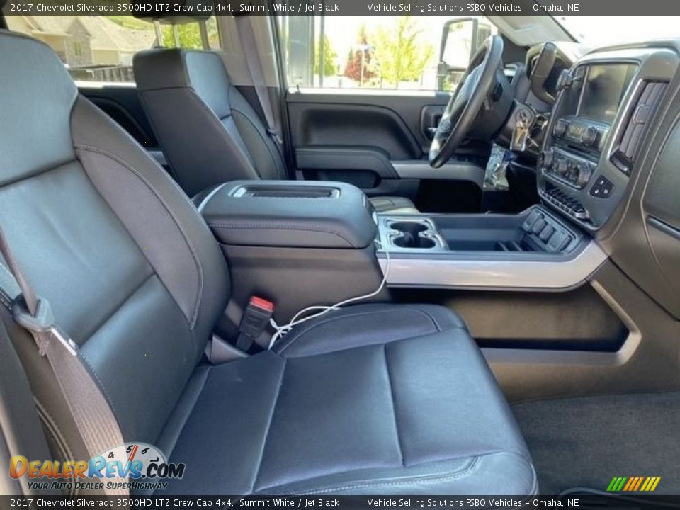 2017 Chevrolet Silverado 3500HD LTZ Crew Cab 4x4 Summit White / Jet Black Photo #10