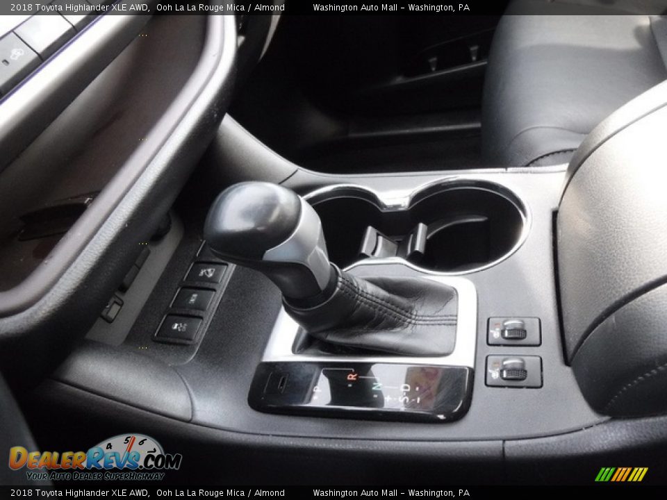 2018 Toyota Highlander XLE AWD Ooh La La Rouge Mica / Almond Photo #18