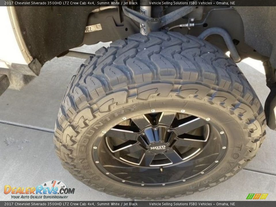 Custom Wheels of 2017 Chevrolet Silverado 3500HD LTZ Crew Cab 4x4 Photo #16