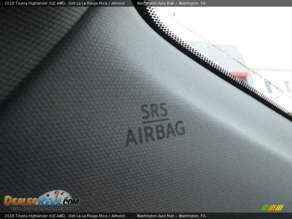 2018 Toyota Highlander XLE AWD Ooh La La Rouge Mica / Almond Photo #24