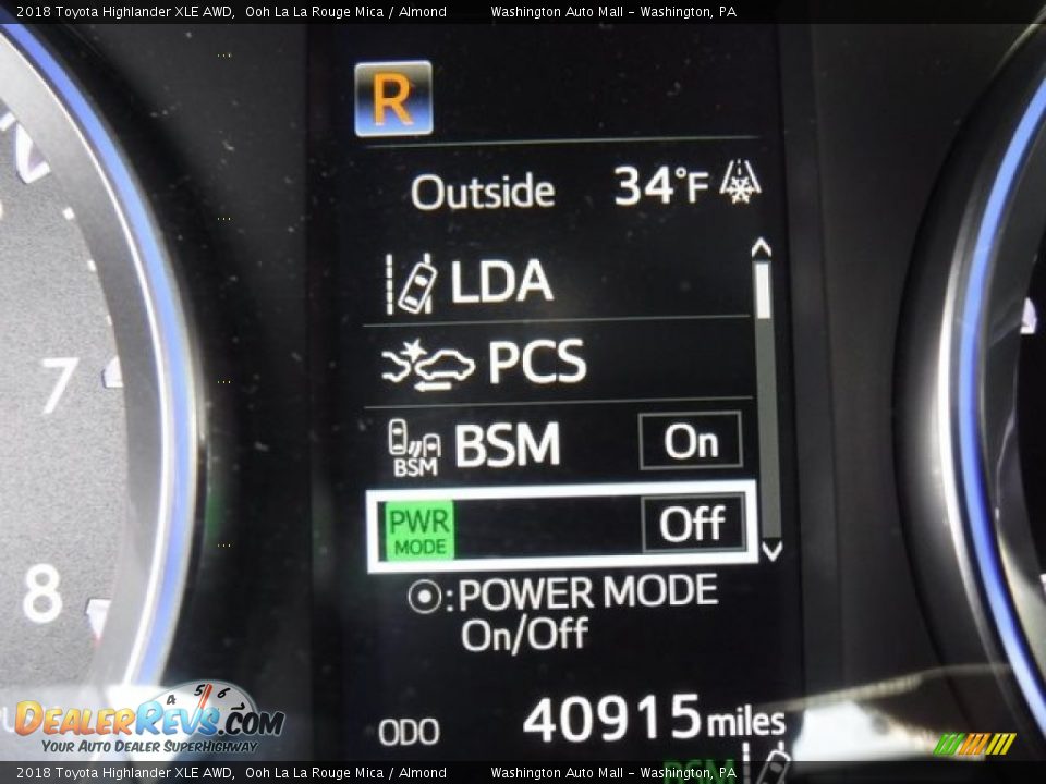 2018 Toyota Highlander XLE AWD Ooh La La Rouge Mica / Almond Photo #32