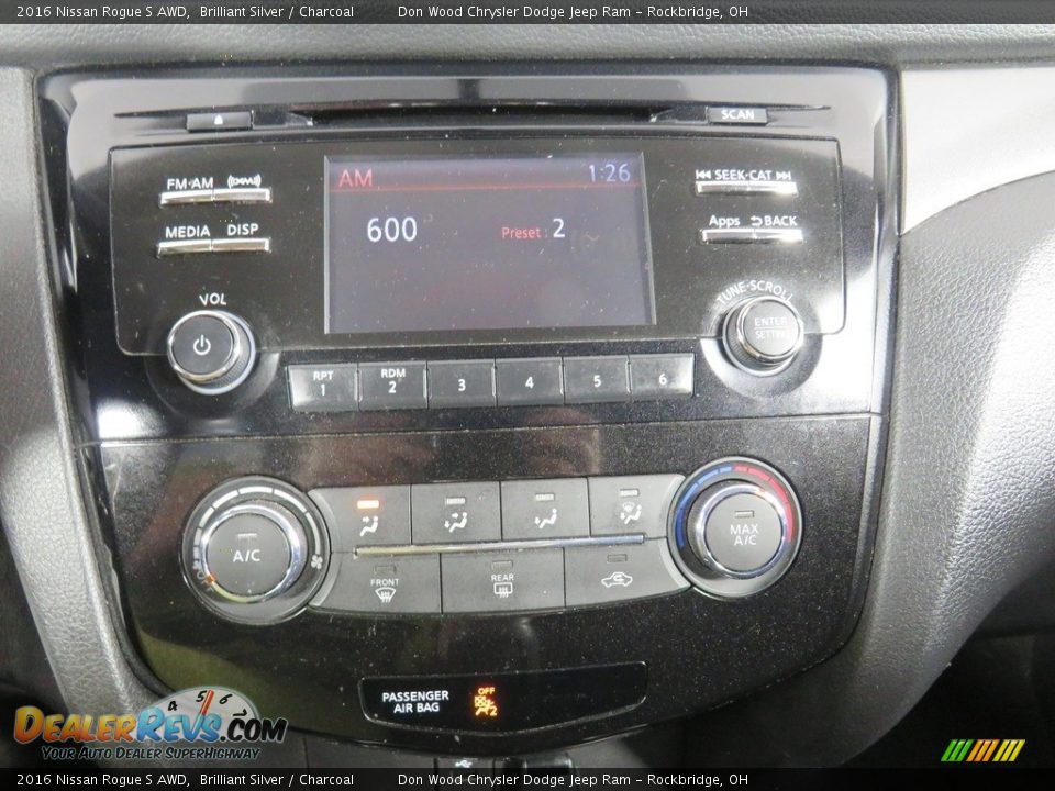 2016 Nissan Rogue S AWD Brilliant Silver / Charcoal Photo #29