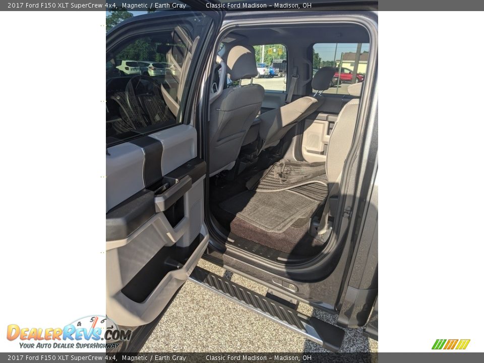 2017 Ford F150 XLT SuperCrew 4x4 Magnetic / Earth Gray Photo #4