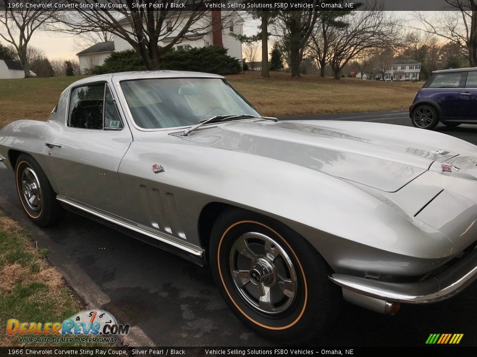 1966 Chevrolet Corvette Sting Ray Coupe Silver Pearl / Black Photo #12