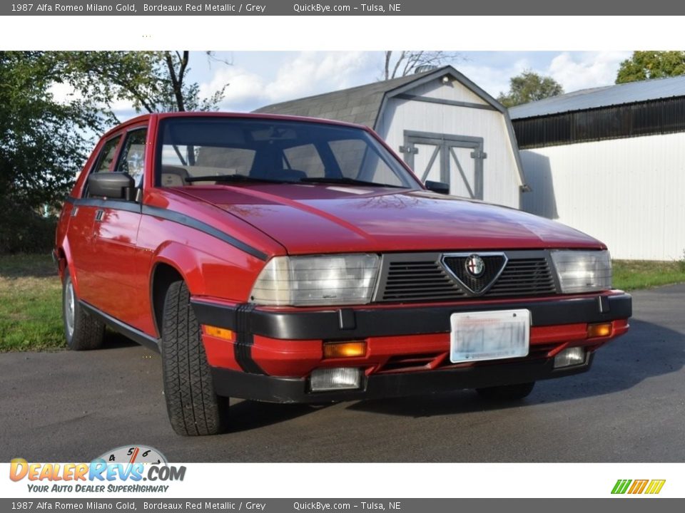 Bordeaux Red Metallic 1987 Alfa Romeo Milano Gold Photo #2