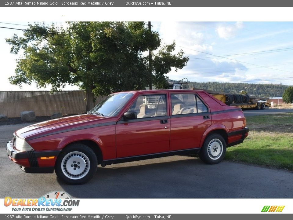 Bordeaux Red Metallic 1987 Alfa Romeo Milano Gold Photo #3