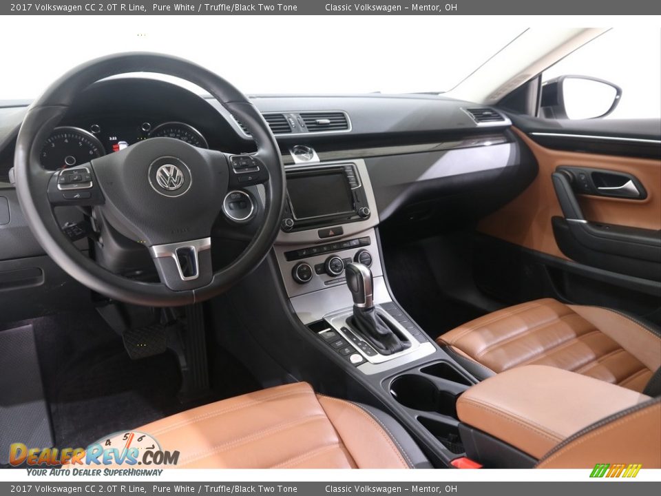 Dashboard of 2017 Volkswagen CC 2.0T R Line Photo #6