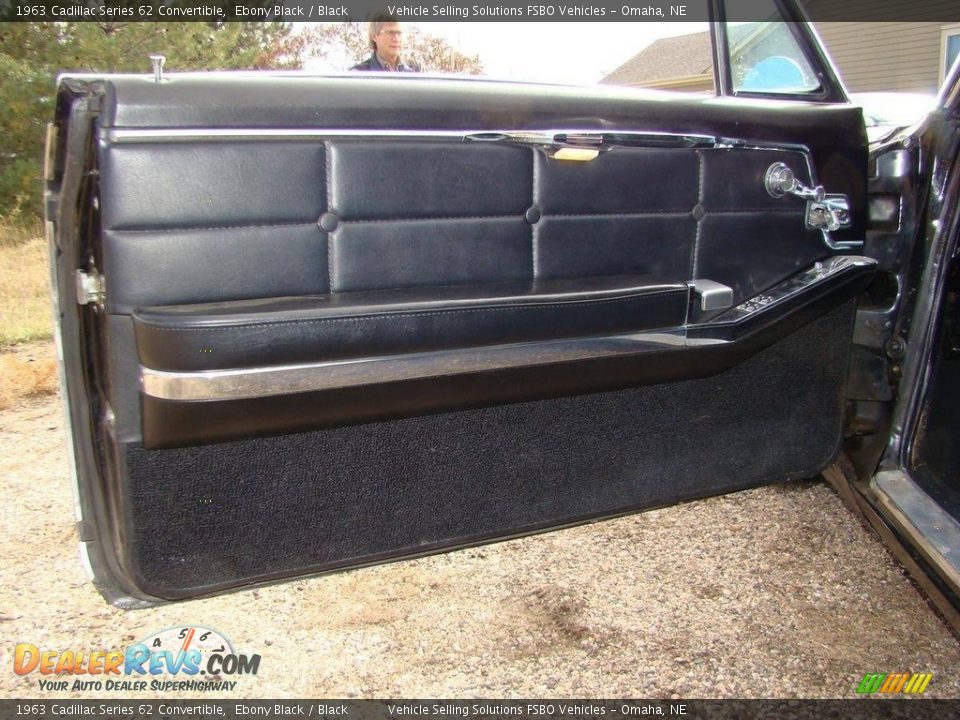 Door Panel of 1963 Cadillac Series 62 Convertible Photo #12