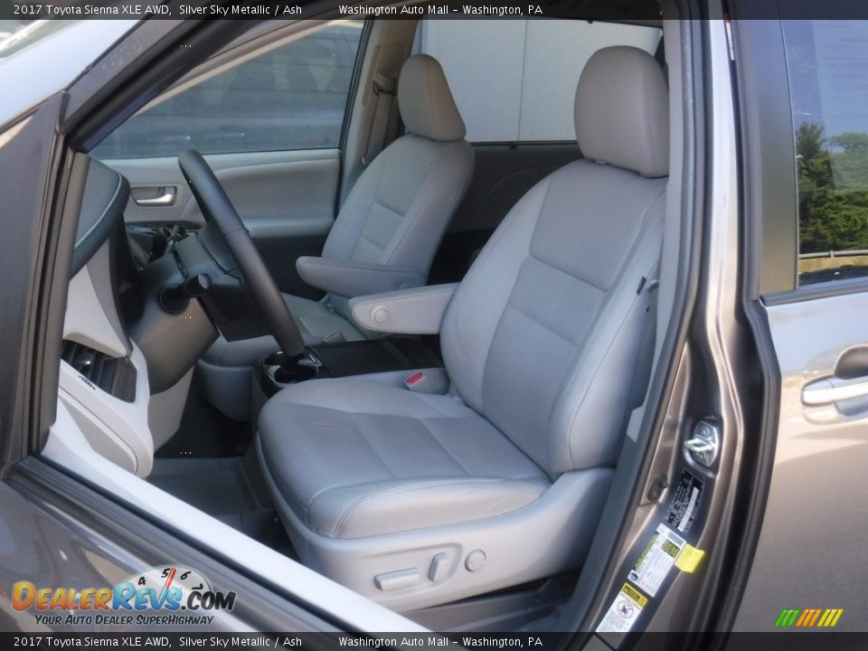 2017 Toyota Sienna XLE AWD Silver Sky Metallic / Ash Photo #21