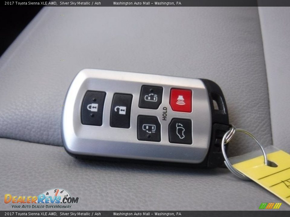 2017 Toyota Sienna XLE AWD Silver Sky Metallic / Ash Photo #30