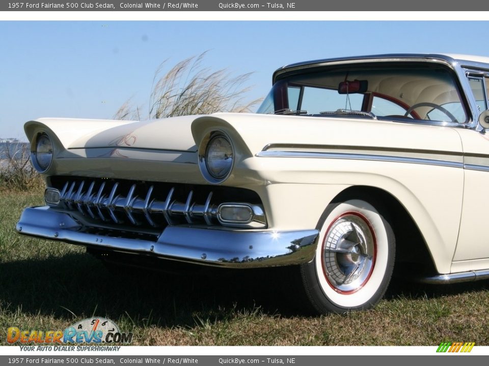 1957 Ford Fairlane 500 Club Sedan Colonial White / Red/White Photo #3