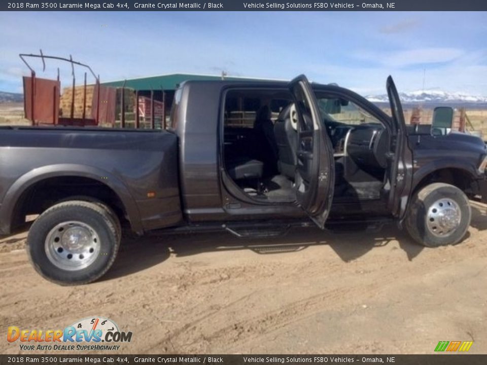 2018 Ram 3500 Laramie Mega Cab 4x4 Granite Crystal Metallic / Black Photo #9