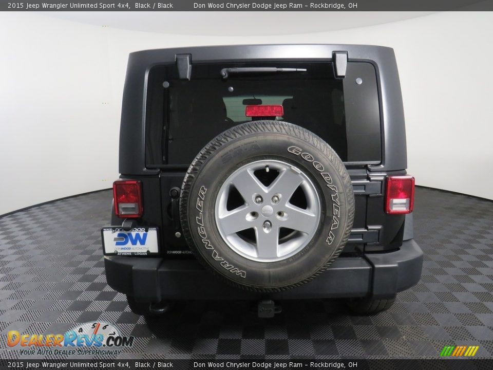2015 Jeep Wrangler Unlimited Sport 4x4 Black / Black Photo #11