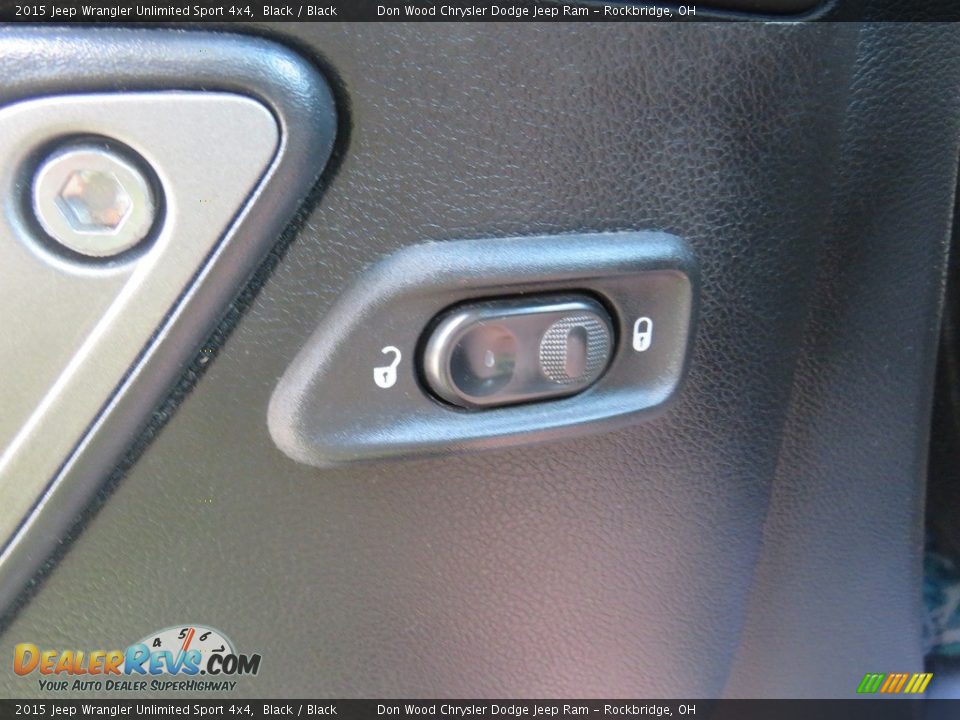 2015 Jeep Wrangler Unlimited Sport 4x4 Black / Black Photo #17