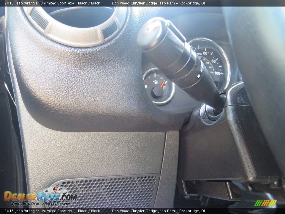 2015 Jeep Wrangler Unlimited Sport 4x4 Black / Black Photo #18