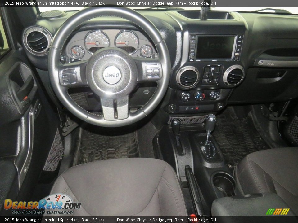 2015 Jeep Wrangler Unlimited Sport 4x4 Black / Black Photo #34
