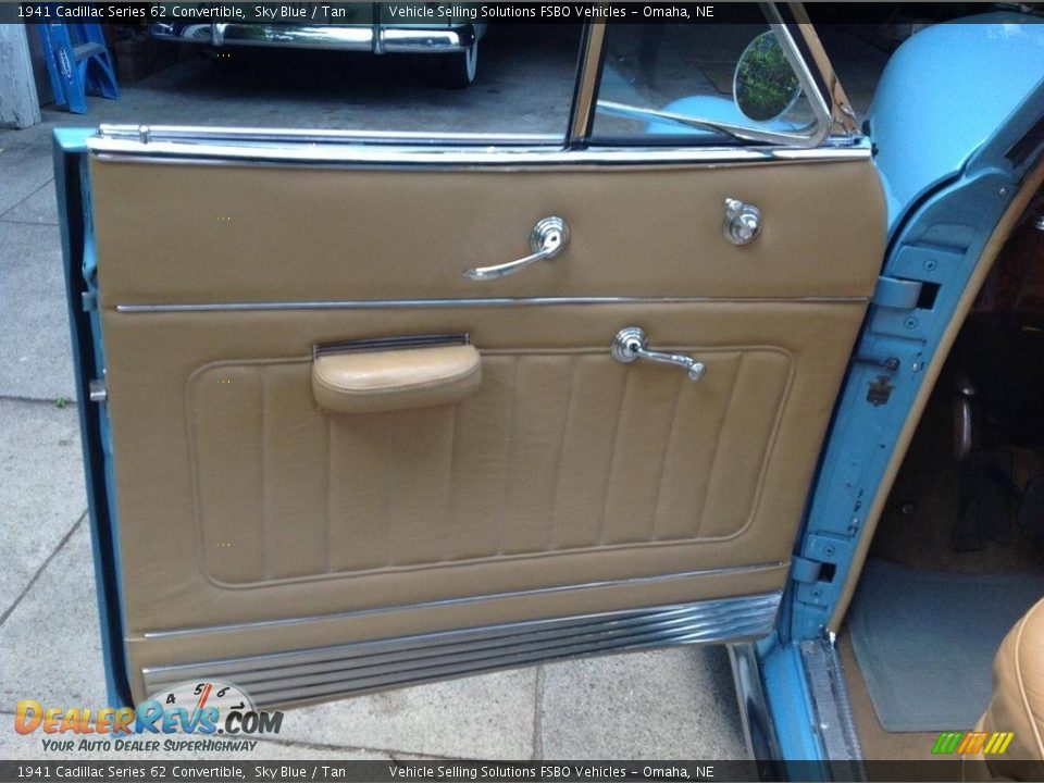 Door Panel of 1941 Cadillac Series 62 Convertible Photo #12