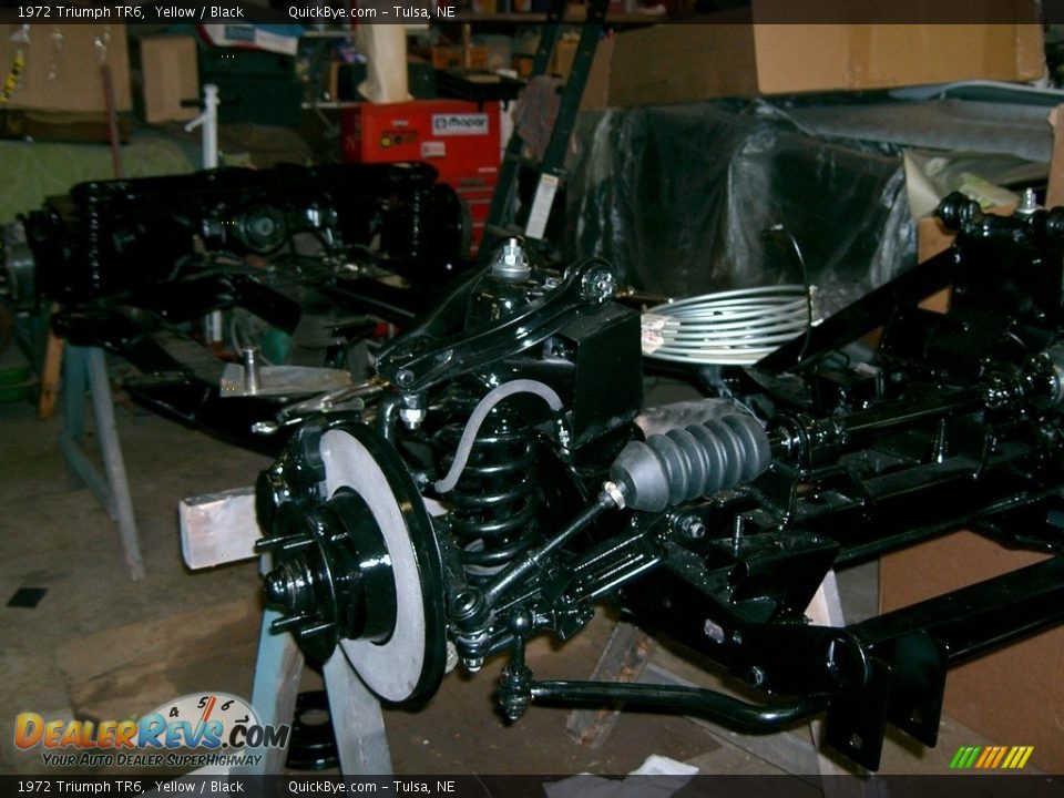 Undercarriage of 1972 Triumph TR6  Photo #27