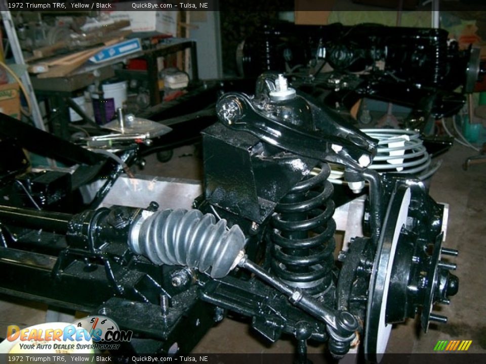 Undercarriage of 1972 Triumph TR6  Photo #28