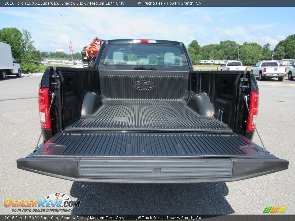 2016 Ford F150 XL SuperCab Shadow Black / Medium Earth Gray Photo #5