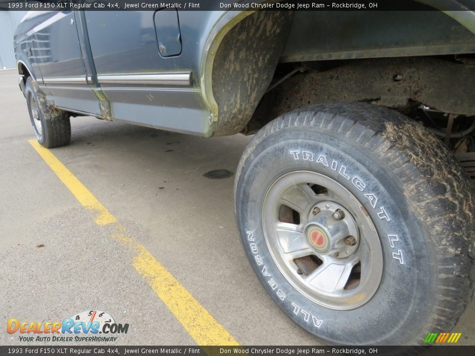 1993 Ford F150 XLT Regular Cab 4x4 Jewel Green Metallic / Flint Photo #10