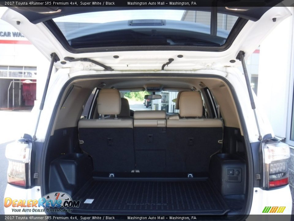 2017 Toyota 4Runner SR5 Premium 4x4 Super White / Black Photo #29