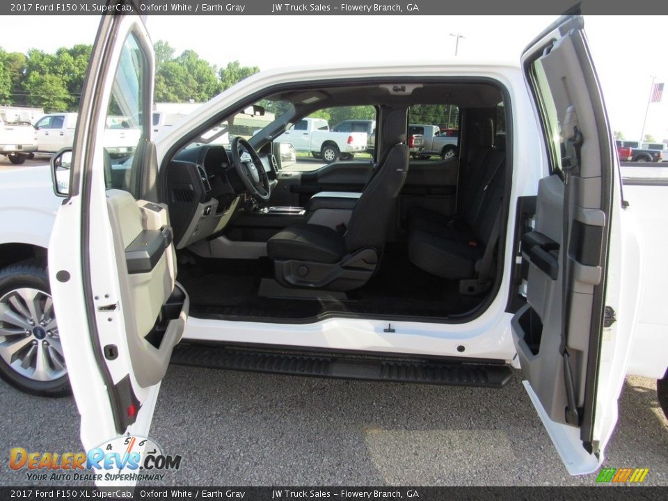 2017 Ford F150 XL SuperCab Oxford White / Earth Gray Photo #10