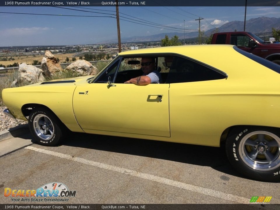 1968 Plymouth Roadrunner Coupe Yellow / Black Photo #6