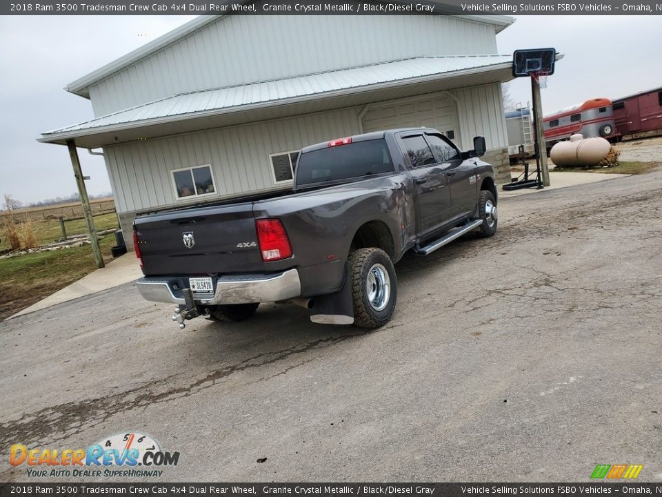 2018 Ram 3500 Tradesman Crew Cab 4x4 Dual Rear Wheel Granite Crystal Metallic / Black/Diesel Gray Photo #7