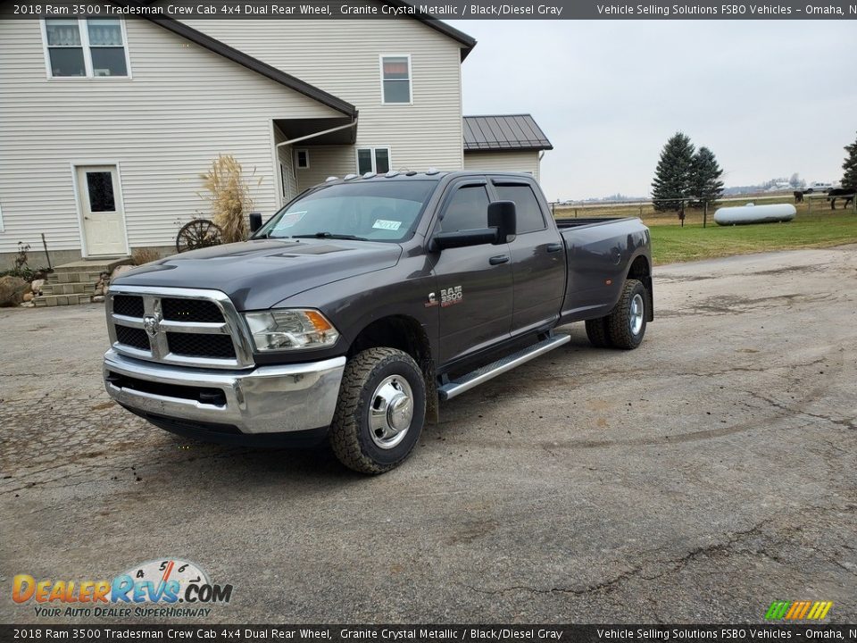 2018 Ram 3500 Tradesman Crew Cab 4x4 Dual Rear Wheel Granite Crystal Metallic / Black/Diesel Gray Photo #13