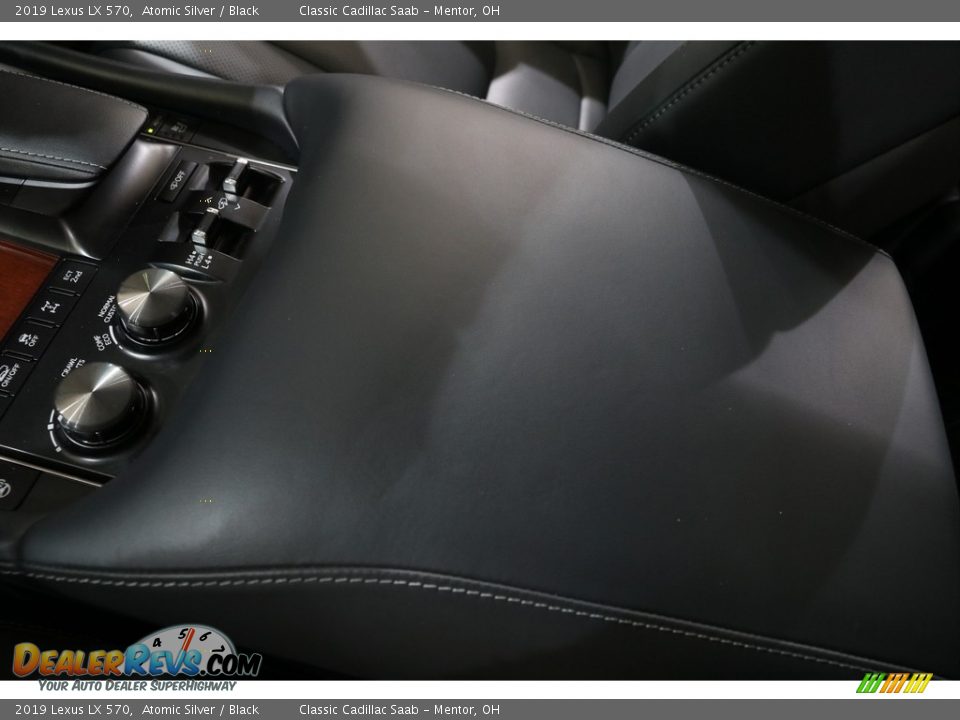 2019 Lexus LX 570 Atomic Silver / Black Photo #29