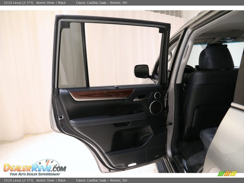 2019 Lexus LX 570 Atomic Silver / Black Photo #33