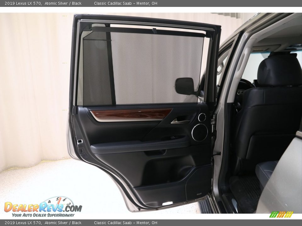 2019 Lexus LX 570 Atomic Silver / Black Photo #34