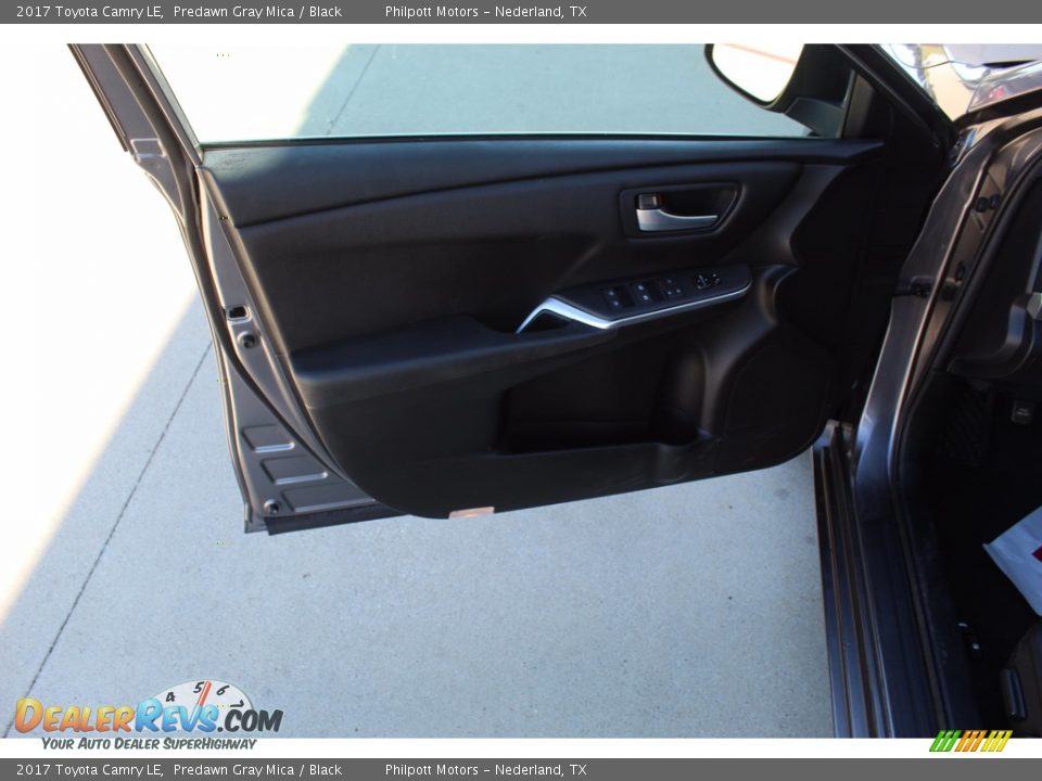 2017 Toyota Camry LE Predawn Gray Mica / Black Photo #9