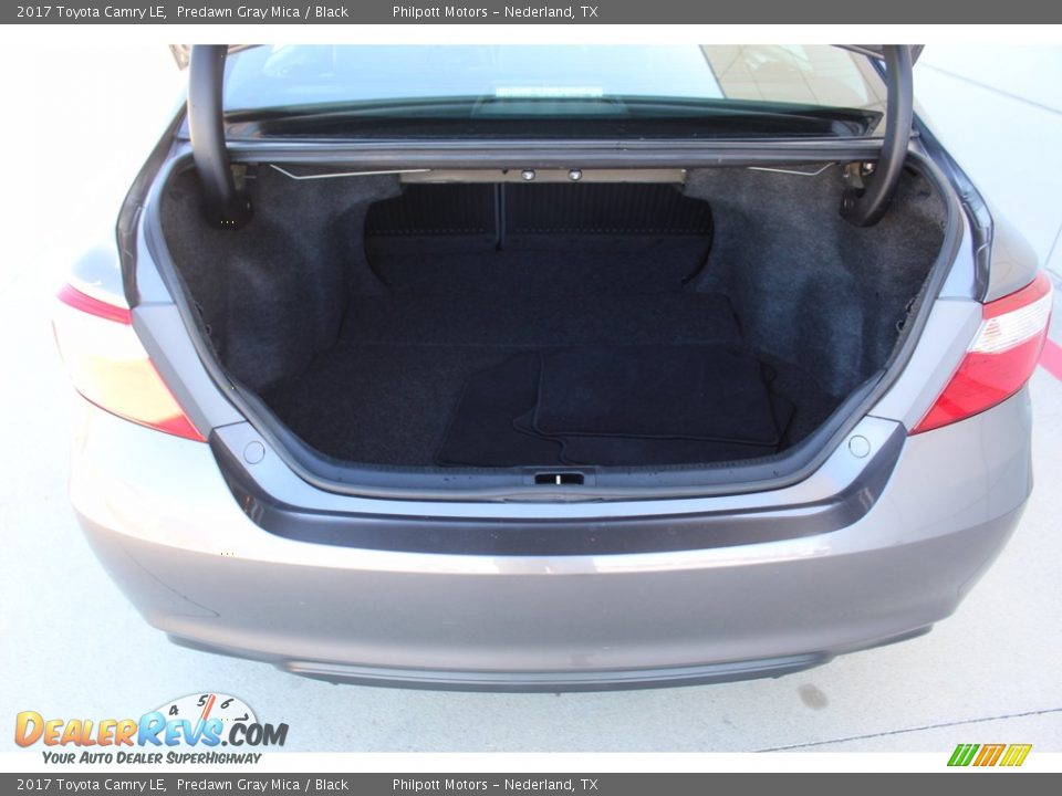 2017 Toyota Camry LE Predawn Gray Mica / Black Photo #24